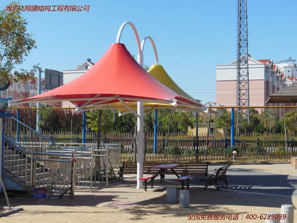 東營萬象游樂園膜結(jié)構(gòu)遮陽傘